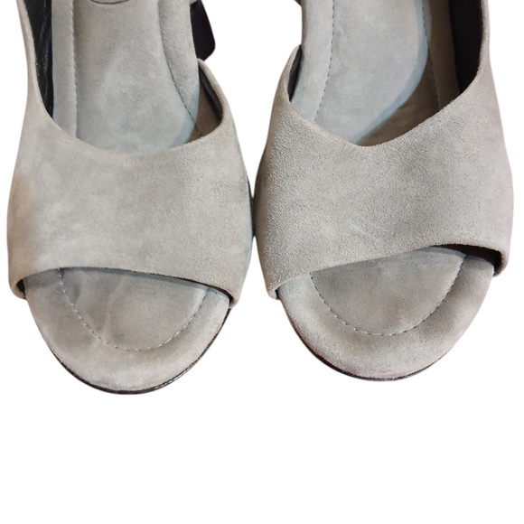 Robert Clergerie Light Gray Suede Sling Back Open Toe Heels size 8.5 - Picture 3 of 11